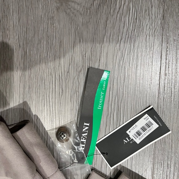 Alfani Women's Beige Tummy Control Curvy Fit Trouser Leg Pants Plus Size 24W - Picture 5 of 13